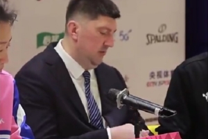 1-2落后！四川女篮主帅：只要我们全力以赴 就能将G5带回四川