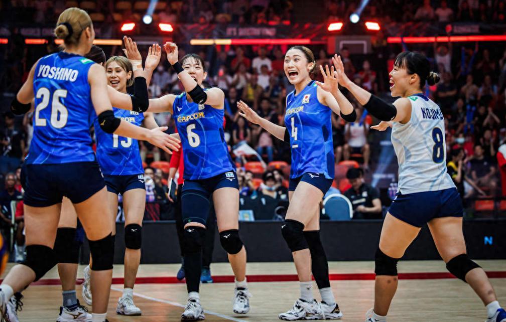 足球直播-3-1！女排世锦赛首个决赛诞生 他们这一刻等了73年 亚洲独苗出局