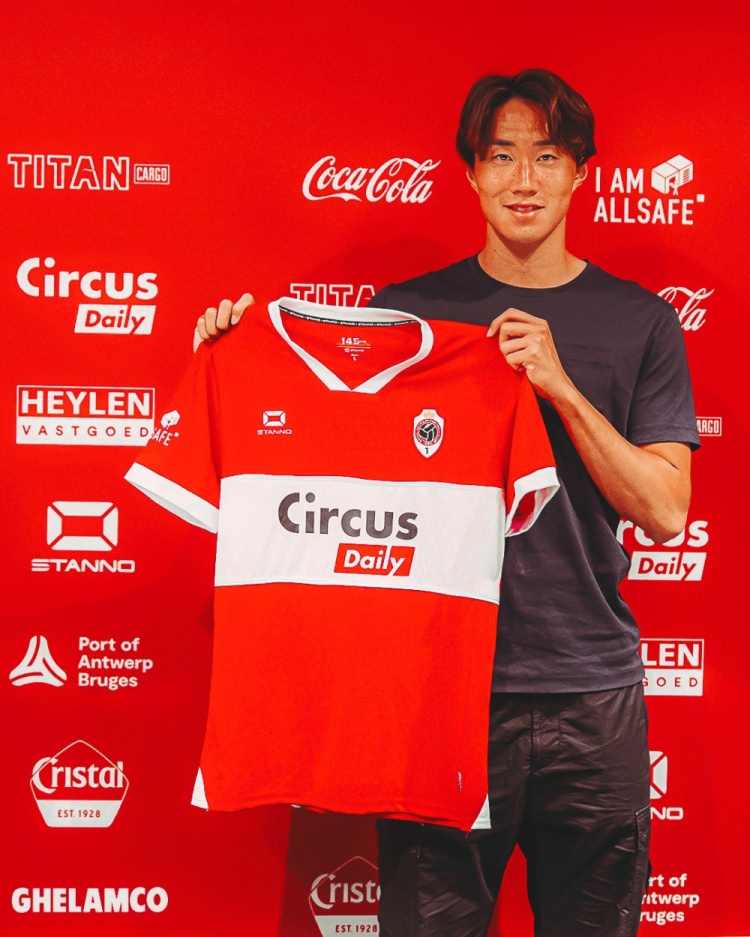 官方：安特卫普签下24岁新晋日本国脚纲岛悠斗，双方签约三年