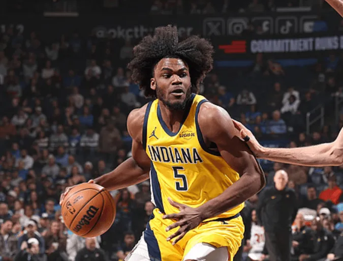 足球直播-贾雷斯-沃克今日砍下26分战胜雷霆，创造生涯单场得分新高